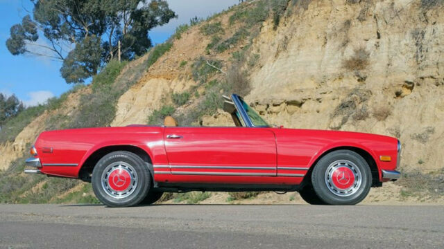 Mercedes-Benz SL-Class 1969 image number 3