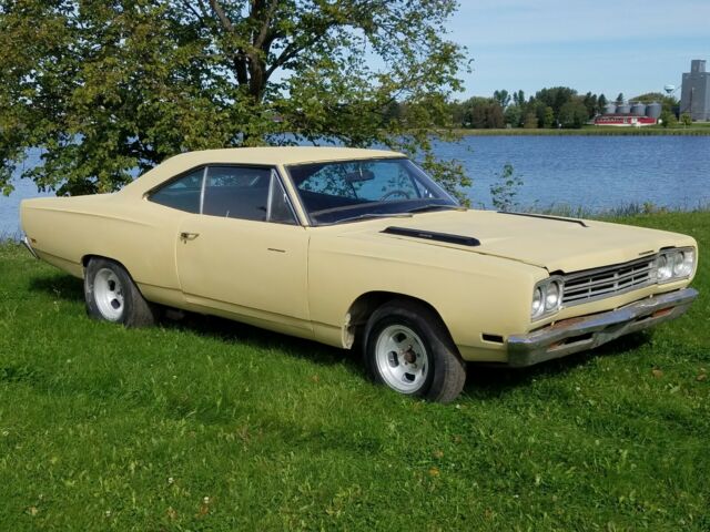 Plymouth Road Runner 1969 image number 0