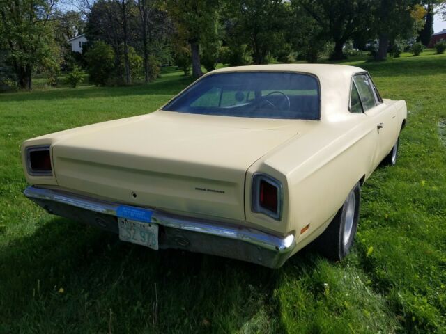 Plymouth Road Runner 1969 image number 24