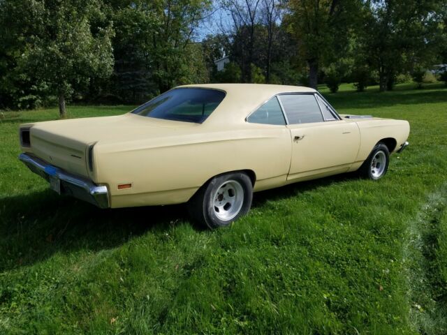 Plymouth Road Runner 1969 image number 25