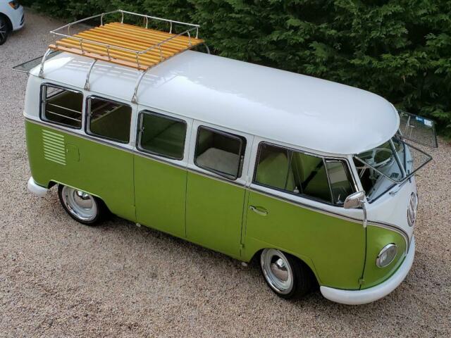 Volkswagen Bus/Vanagon 1966 image number 16