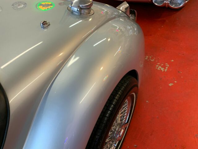 Jaguar XK 1951 image number 32