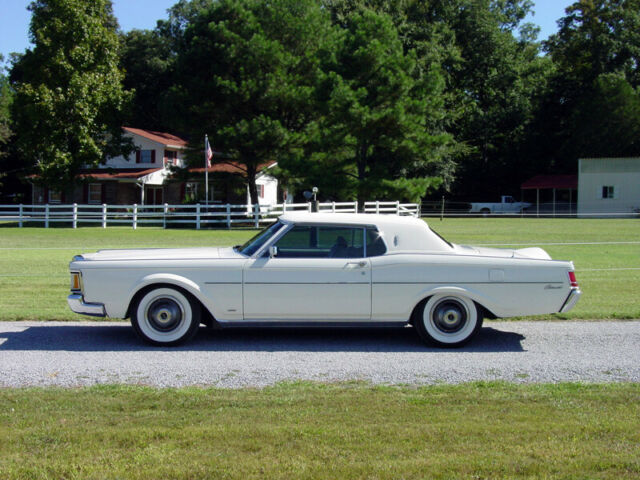 Lincoln Continental 1970 image number 0