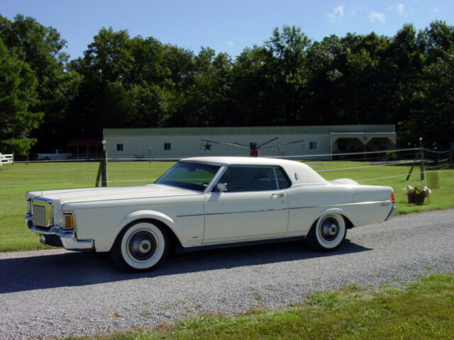 Lincoln Continental 1970 image number 29