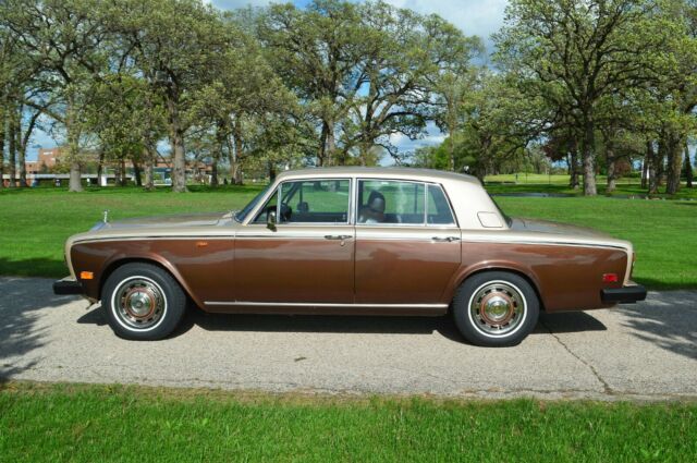 Rolls-Royce Silver Shadow 1977 image number 5