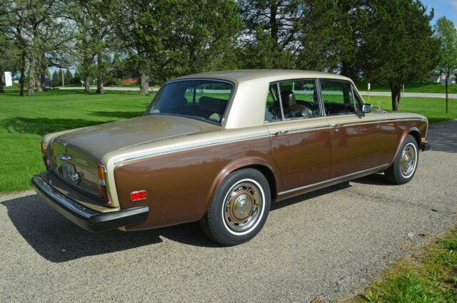 Rolls-Royce Silver Shadow 1977 image number 8