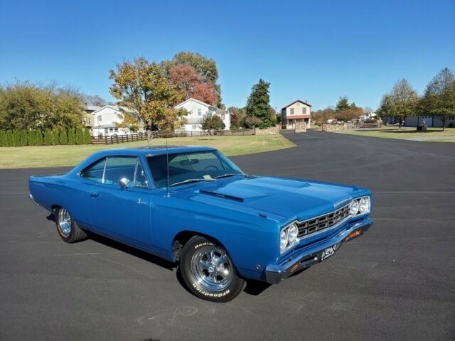 Plymouth Road Runner 1968 image number 0