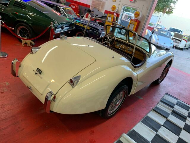 Replica/Kit Makes Jaguar XK120 1951 image number 29