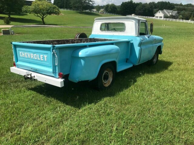 Chevrolet C-10 1965 image number 2