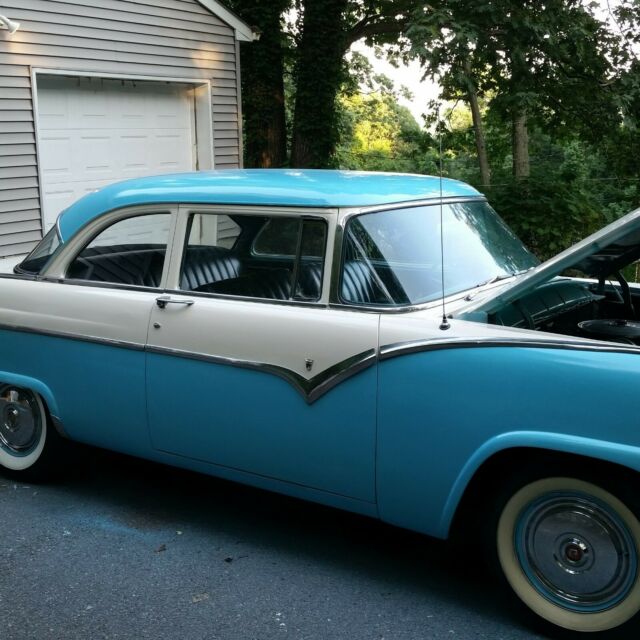 Ford Fairlane 1955 image number 13