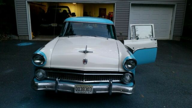 Ford Fairlane 1955 image number 3