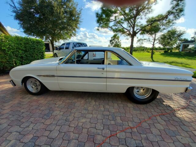 Ford Falcon 1963 image number 13