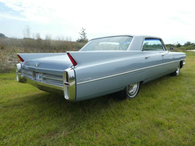 Cadillac DeVille 1963 image number 21