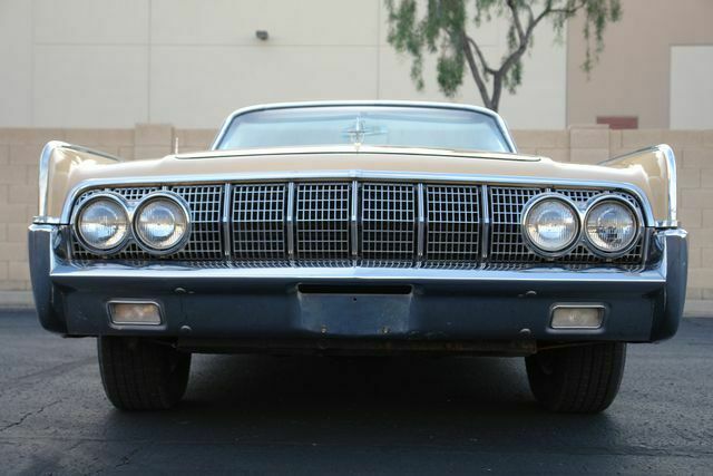 Lincoln Continental 1964 image number 32