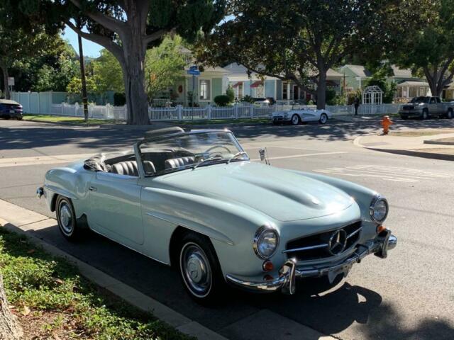 Mercedes-Benz SL-Class 1959 image number 10