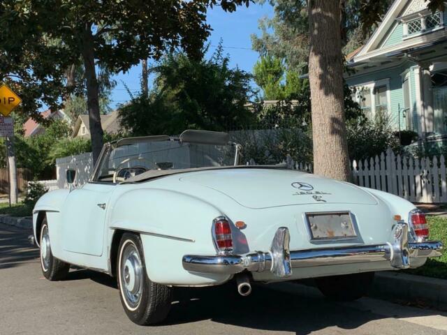 Mercedes-Benz SL-Class 1959 image number 4