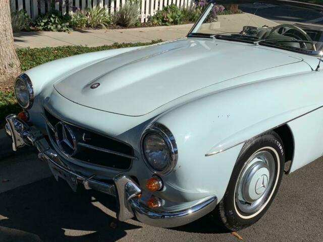 Mercedes-Benz SL-Class 1959 image number 6