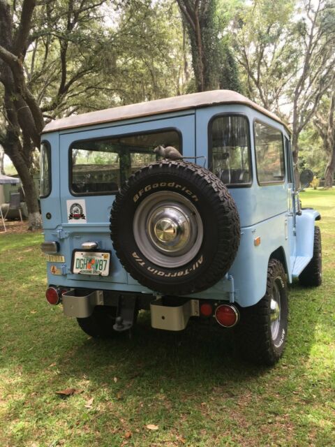 Toyota Land Cruiser 1973 image number 25