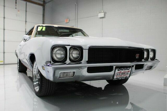 Buick Skylark 1971 image number 1