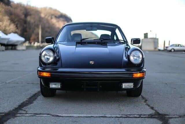 Porsche 911 1976 image number 19