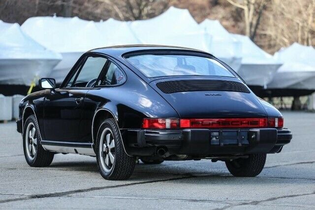 Porsche 911 1976 image number 42