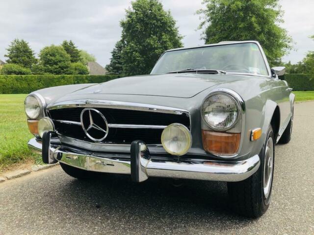 Mercedes-Benz SL-Class 1970 image number 16