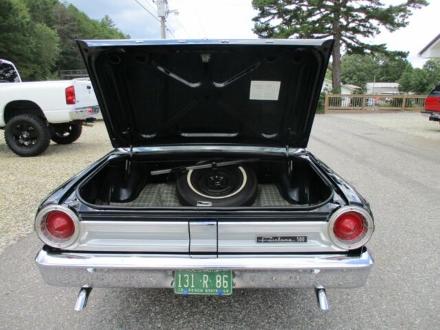 Ford Fairlane 1964 image number 3