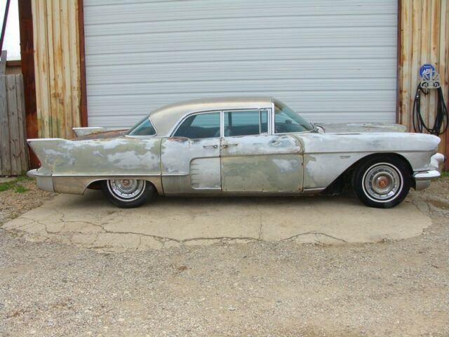 Cadillac Eldorado 1958 image number 4