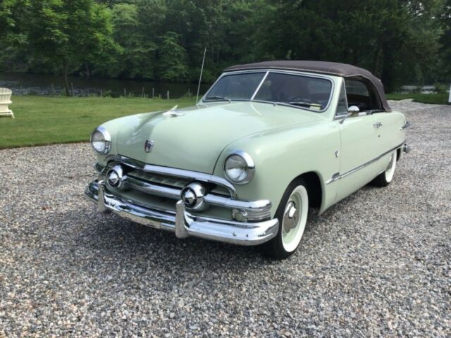 Ford Custom convertable 1951 image number 7