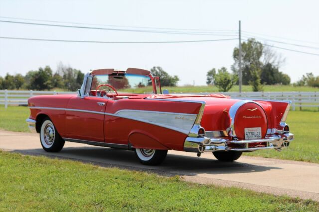 Chevrolet Bel Air/150/210 1957 image number 10