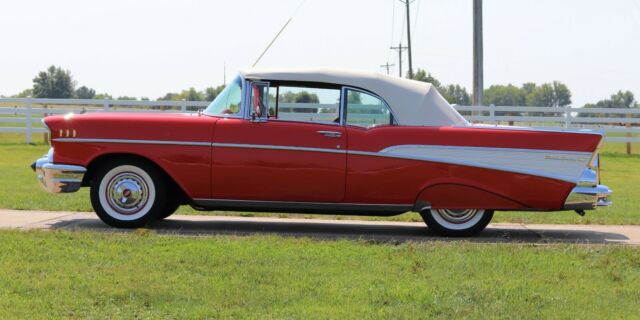 Chevrolet Bel Air/150/210 1957 image number 2