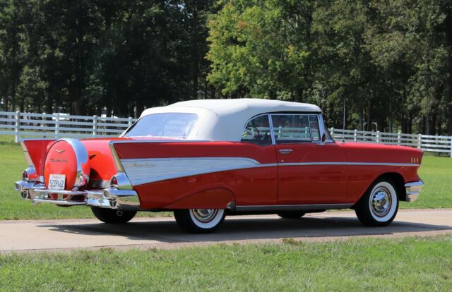 Chevrolet Bel Air/150/210 1957 image number 28