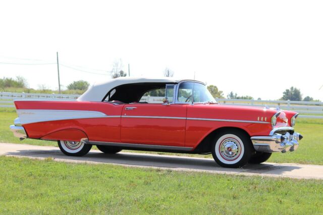 Chevrolet Bel Air/150/210 1957 image number 29