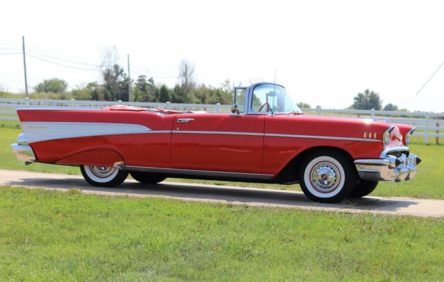 Chevrolet Bel Air/150/210 1957 image number 32