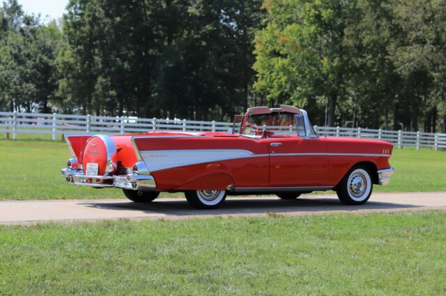 Chevrolet Bel Air/150/210 1957 image number 9