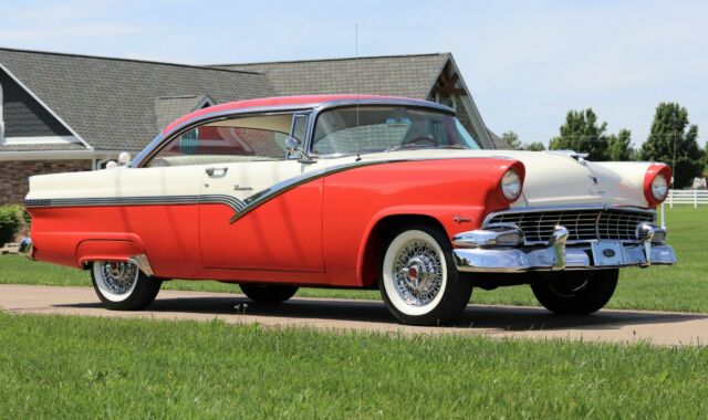 Ford Crown Victoria 1956 image number 6