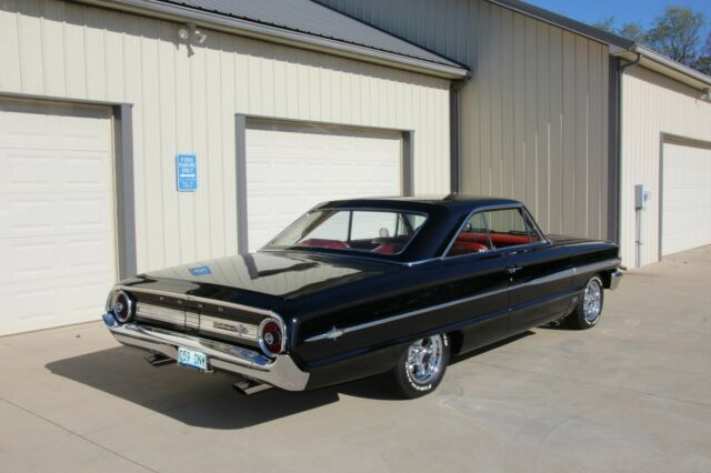 Ford Galaxie 1964 image number 5