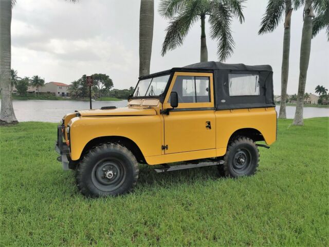 Land Rover . 1969 image number 1