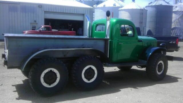 Dodge Power Wagon 1946 image number 10