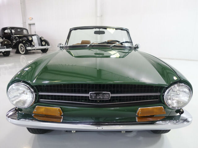 Triumph TR-6 1971 image number 2