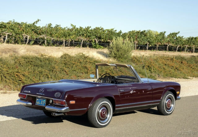 Mercedes-Benz SL-Class 1968 image number 4