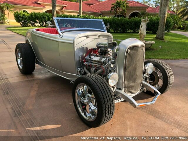 Ford Roadster 1932 image number 4