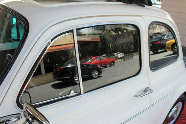 Fiat 500L 1970 image number 21