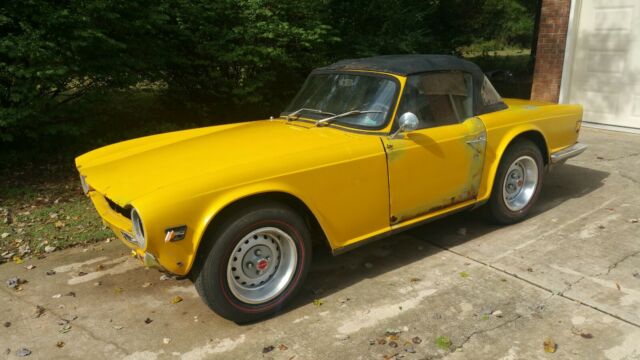 Triumph TR-6 1969 image number 1