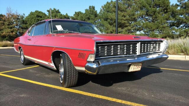 Ford Galaxie 1968 image number 2