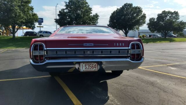 Ford Galaxie 1968 image number 25