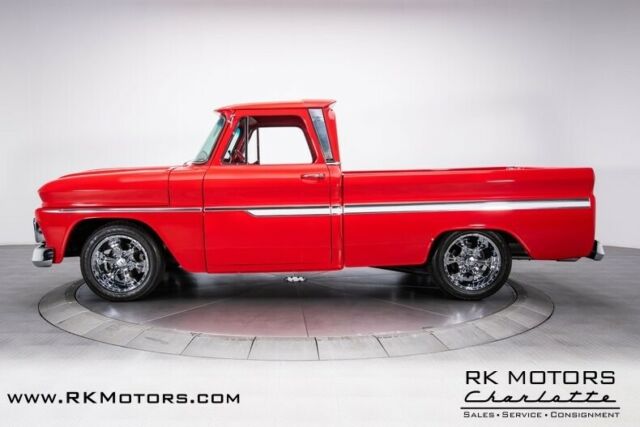 Chevrolet C-10 1965 image number 11