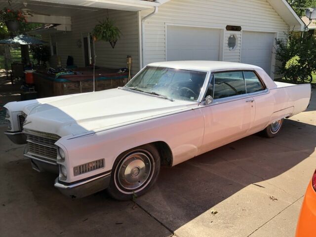 Cadillac DeVille 1966 image number 0