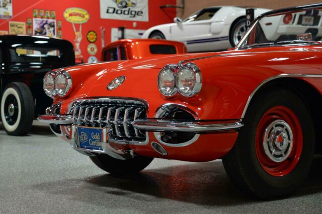 Chevrolet Corvette 1960 image number 15