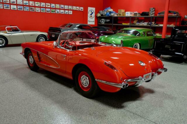 Chevrolet Corvette 1960 image number 17